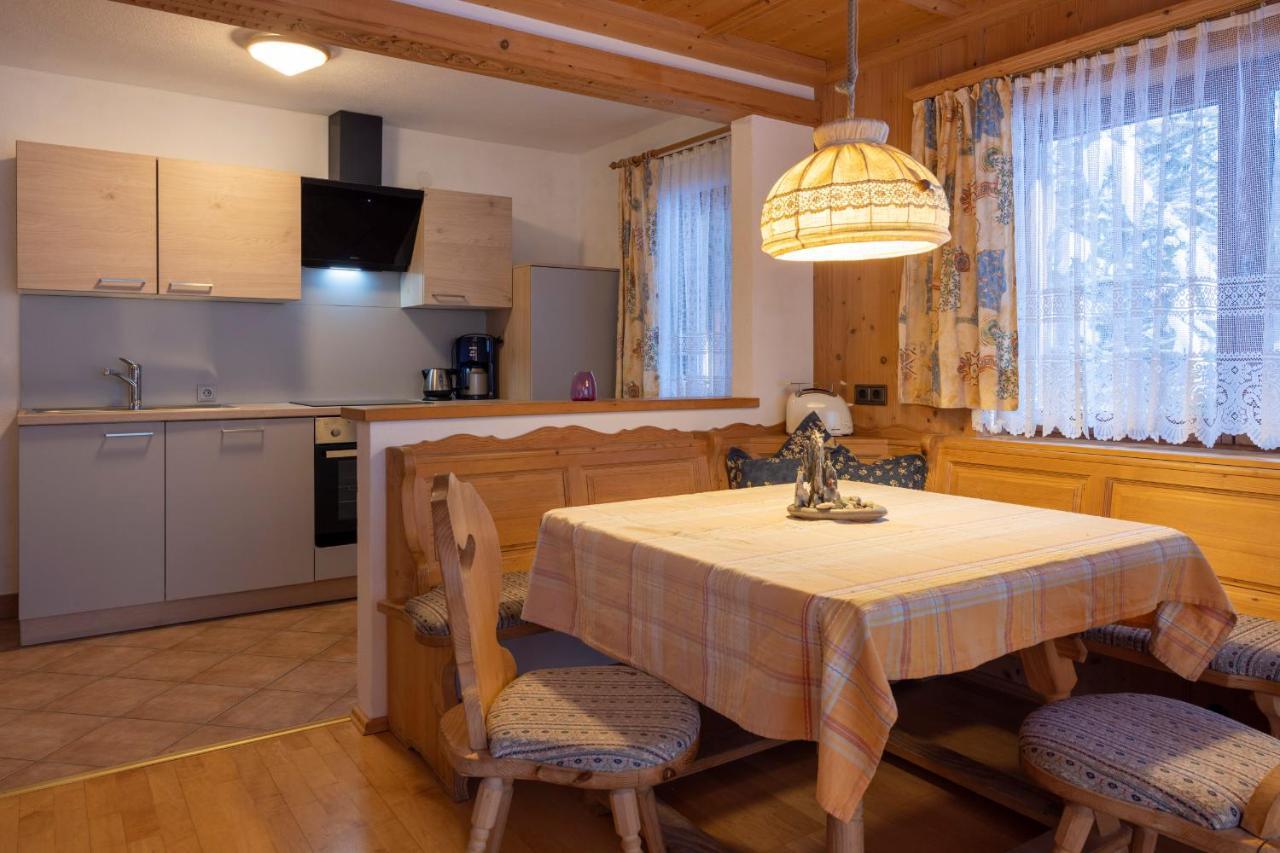 Gaestehaus Strauss Seefeld no Tirol Exterior foto