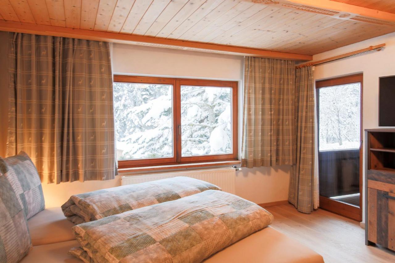 Gaestehaus Strauss Seefeld no Tirol Exterior foto