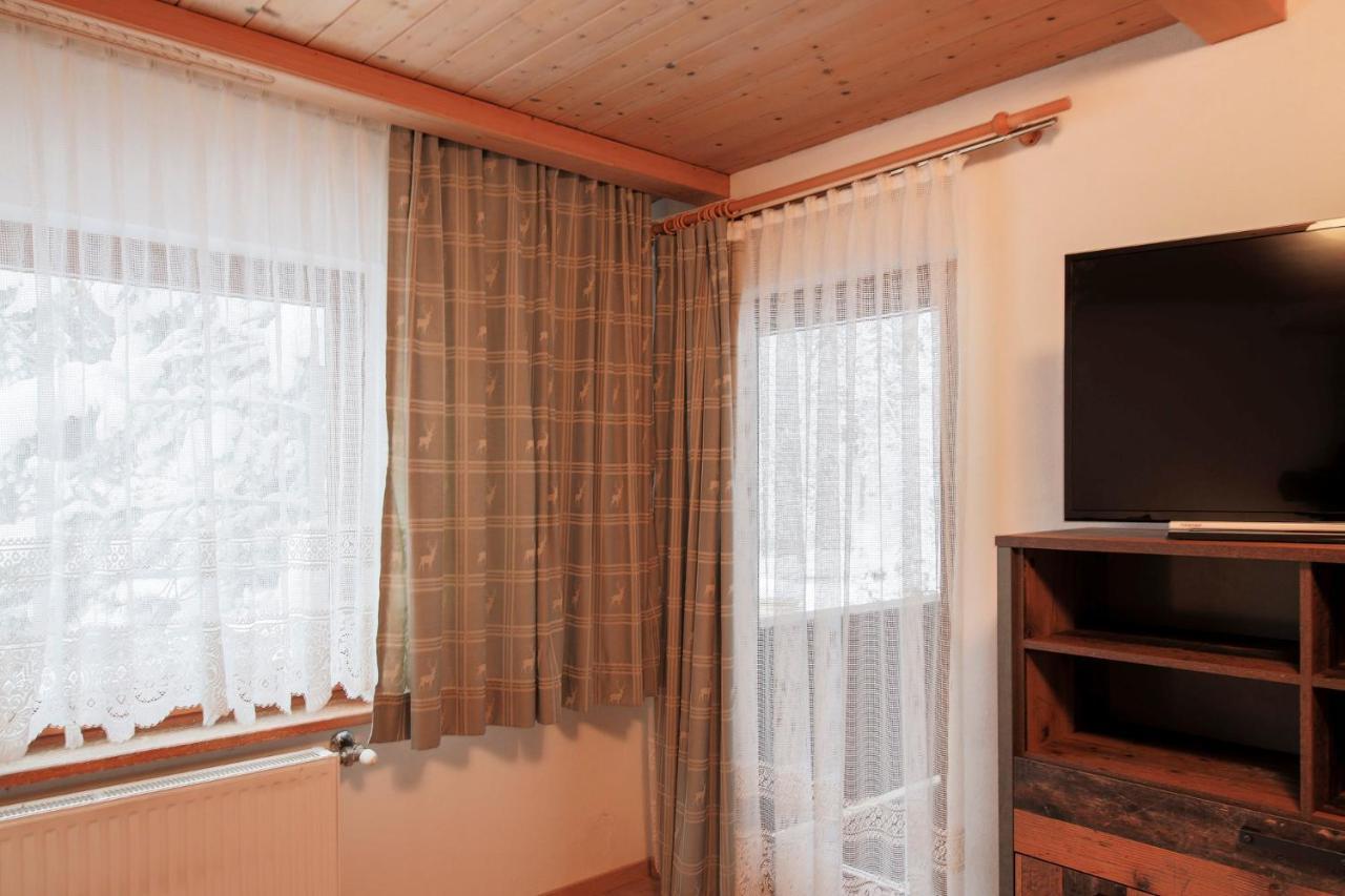 Gaestehaus Strauss Seefeld no Tirol Exterior foto